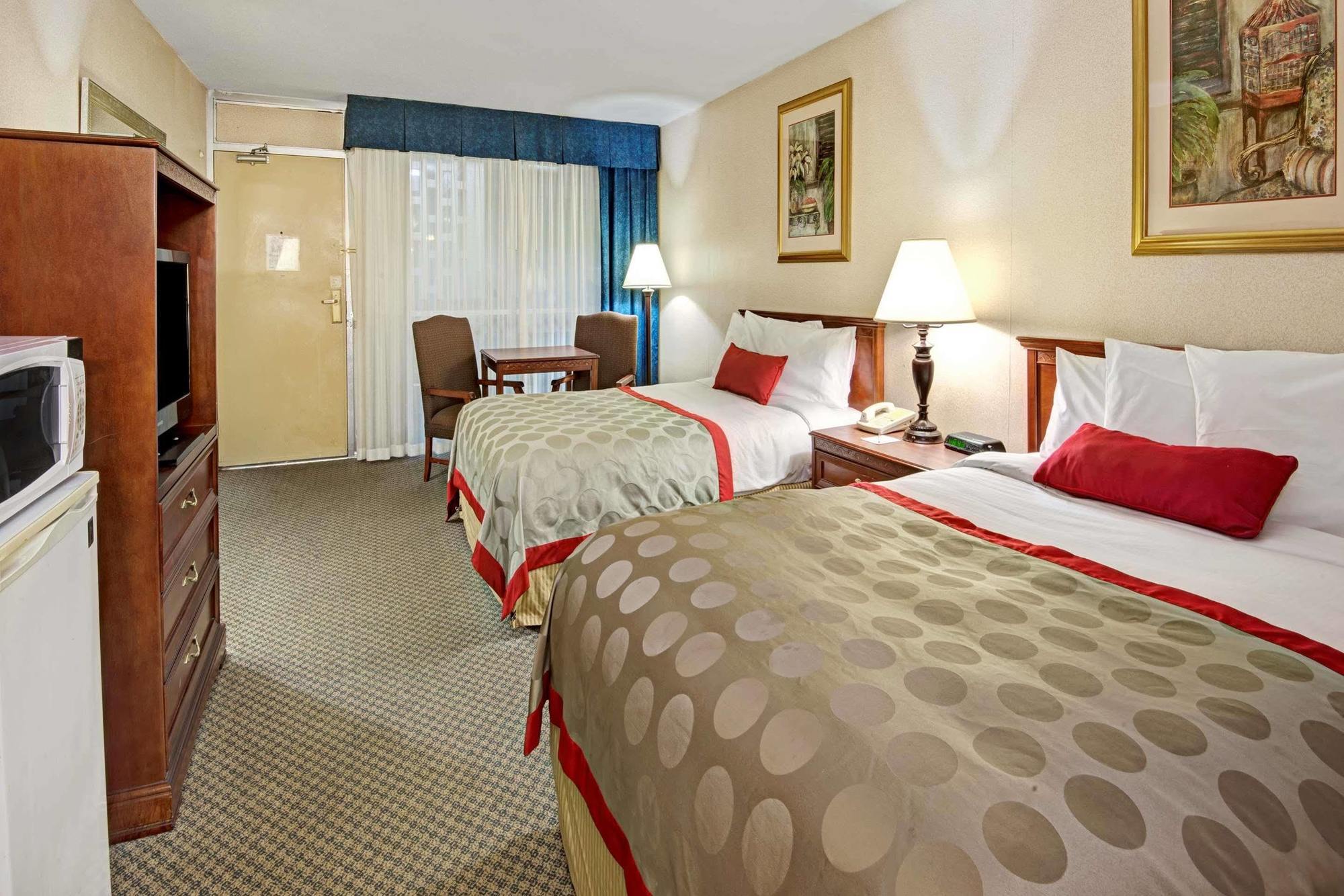 Ramada Overland Park Mission Kültér fotó